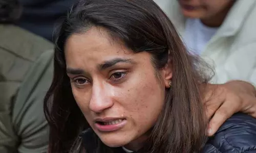 Vinesh Phogat asks why top cricketers silent about wrestlers strike