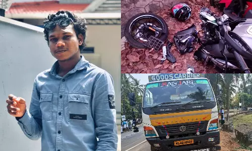 Younth died in a collision between a bike and a lorry in Kozhikode