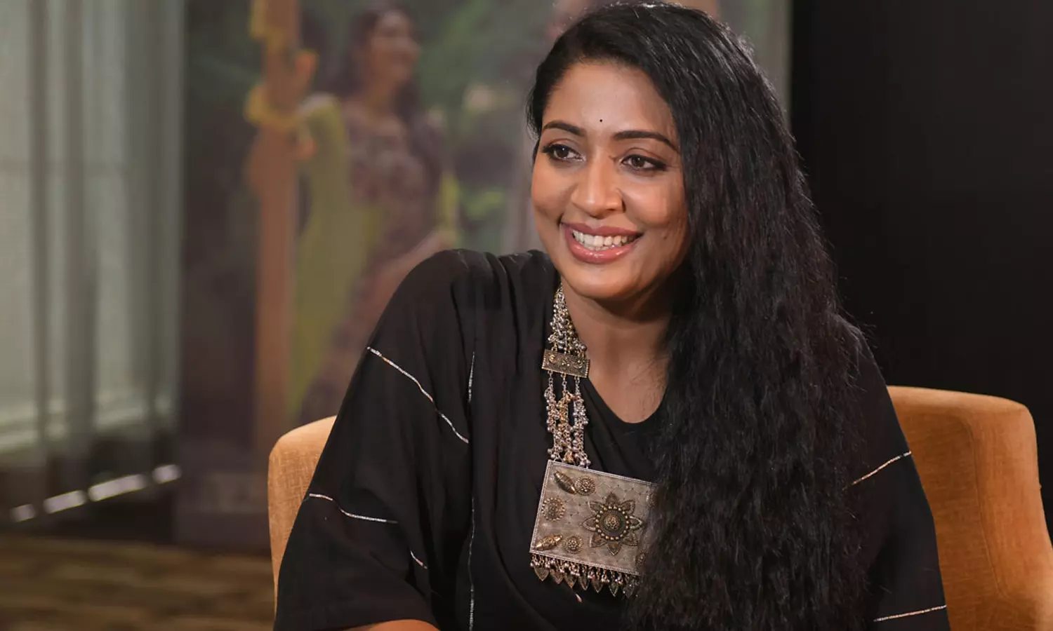 കഴുകിവെച്ച ഓർഗൻസ് എല്ലാം ഉണങ്ങി, ഇനി അത് ചോദിക്കരുത്; ട്രോളിൽ പ്രതികരണവുമായി നവ്യാനായർ