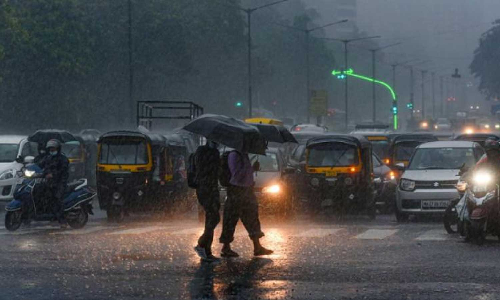 rain, kerala ,Orange alert ,സംസ്ഥാനത്ത് അടുത്ത അഞ്ച് ദിവസം മഴ കനക്കും; നാല് ജില്ലകളിൽ ഇന്ന് ഓറഞ്ച് അലർട്ട്,latest malayalam news