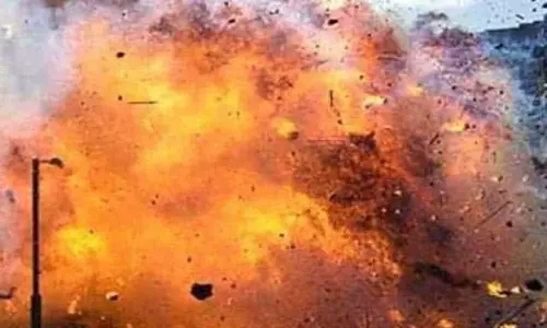 Explosion in illegal fireworks shed, Three people injured