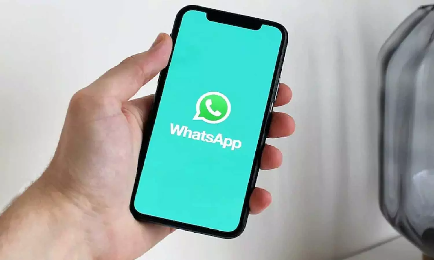 WhatsApp Bans Over 47 Lakh Accounts In India In March WhatsApp Bans Over 47 Lakh Accounts In India In March