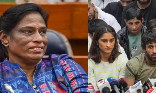 PT Usha visited Wrestlers Protest