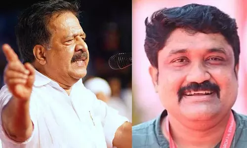 ഡി.വൈ.എഫ്.ഐക്കുറിച്ച് രമേശ് ചെന്നിത്തലയുടെ നല്ല വാക്കുകൾക്ക് നന്ദി, യൂത്ത് കോൺഗ്രസിനും സാധിക്കട്ടെ; എ.എ റഹീം ഡി.വൈ.എഫ്.ഐക്കുറിച്ച് രമേശ് ചെന്നിത്തലയുടെ നല്ല വാക്കുകൾക്ക് നന്ദി, യൂത്ത് കോൺഗ്രസിനും സാധിക്കട്ടെ; എ.എ റഹീം