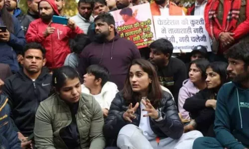 westlers protest police attack delhi