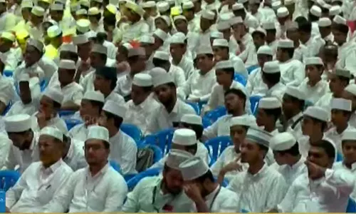 samastha-CIC dispute continues; Complaint that students were not allowed to write the exam,സമസ്ത- സി.ഐ.സി തർക്കം തുടരുന്നു;   വിദ്യാർഥികളെ  പരീക്ഷ എഴുതാൻ അനുവദിച്ചില്ലെന്ന് പരാതി,latest malayalam news