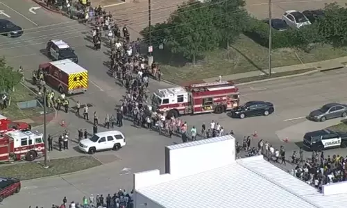 Texas mall,shot at Texas mall,At least 9 people shot at Texas mall, gunman dead,breaking news,ടെക്സസിലെ മാളിൽ വെടിവെപ്പ്; ഒമ്പത് പേർകൊല്ലപ്പെട്ടു Texas mall,shot at Texas mall,At least 9 people shot at Texas mall, gunman dead,breaking news,ടെക്സസിലെ മാളിൽ വെടിവെപ്പ്; ഒമ്പത് പേർകൊല്ലപ്പെട്ടു