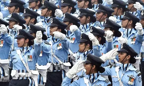 അടുത്ത റിപ്പബ്ലിക് പരേഡിൽ സ്ത്രീകൾ മാത്രം; സുപ്രധാന തീരുമാനവുമായി കേന്ദ്ര സർക്കാർ