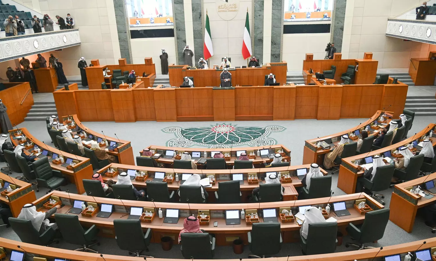 കുവൈത്ത് പാർലമെന്റ് തെരഞ്ഞെടുപ്പ്: രണ്ട് വനിതകളുൾപ്പെടെ 104 പേർ നാമനിർദേശ പത്രിക സമർപ്പിച്ചു