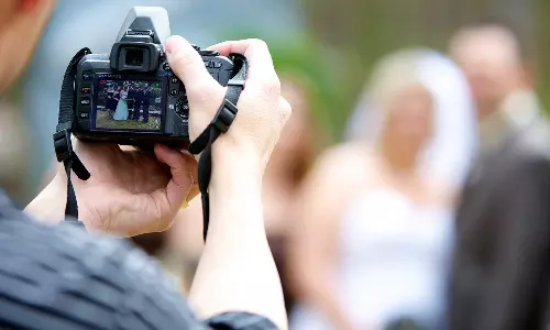 viral WhatsApp chat,WhatsApp chat goes viral,ഞങ്ങൾ വേര്‍പിരിഞ്ഞു, വിവാഹ ഫോട്ടോയെടുക്കാൻ വാങ്ങിയ പണം മുഴുവൻ തിരികെ തരണം; യുവതിയുടെ ആവശ്യം കേട്ട് ഞെട്ടി ഫോട്ടോഗ്രാഫർ