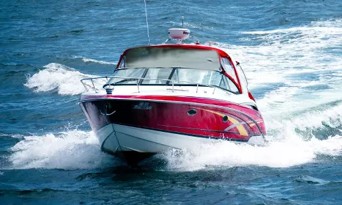 speed boat, kochi, life jacket