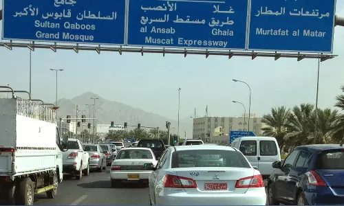 വിദേശ ലൈസൻസ് ഉപയോഗിച്ച് വിനോദസഞ്ചാരികൾക്ക് ഒമാനിൽ വാഹനമോടിക്കാം