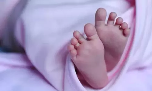 23-yr-old delivers baby at polling booth in Karnataka’s Ballari