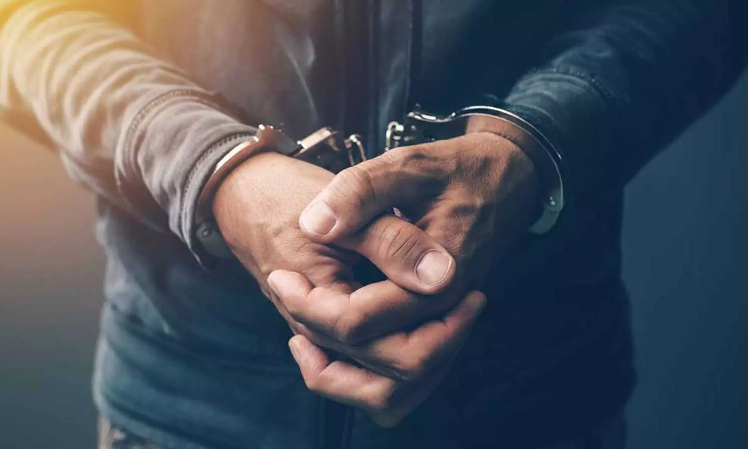 robbery of petrol pump employ | arrest robbery of petrol pump employ | arrest