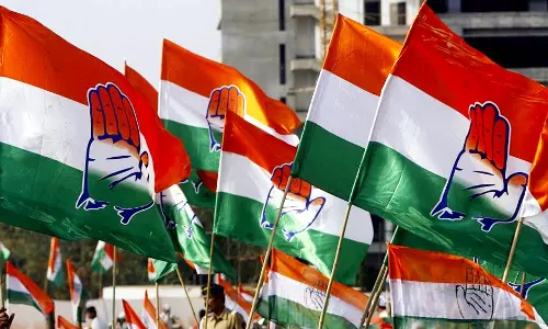 കോണ്‍ഗ്രസ് ലീഡ് നൂറ് കടന്നു; പോസ്റ്റല്‍ ബാലറ്റില്‍ ബി.ജെ.പിക്ക് നിരാശ