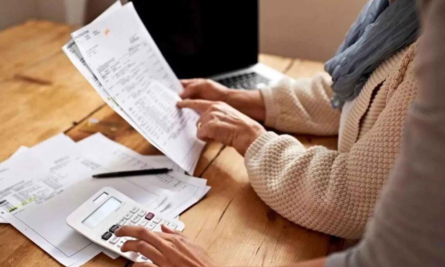 യു.എ.ഇയിൽ കോർപറേറ്റ് നികുതി രജിസ്ട്രേഷൻ നാളെ മുതൽ യു.എ.ഇയിൽ കോർപറേറ്റ് നികുതി രജിസ്ട്രേഷൻ നാളെ മുതൽ