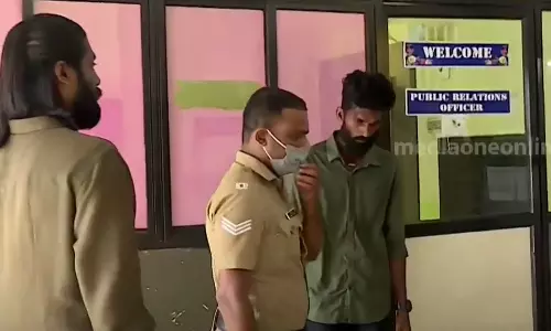 boats taken in custody in kochi