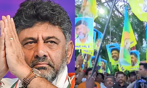 Followers gather at bengaluru demanding DK Sivakaumars cm position