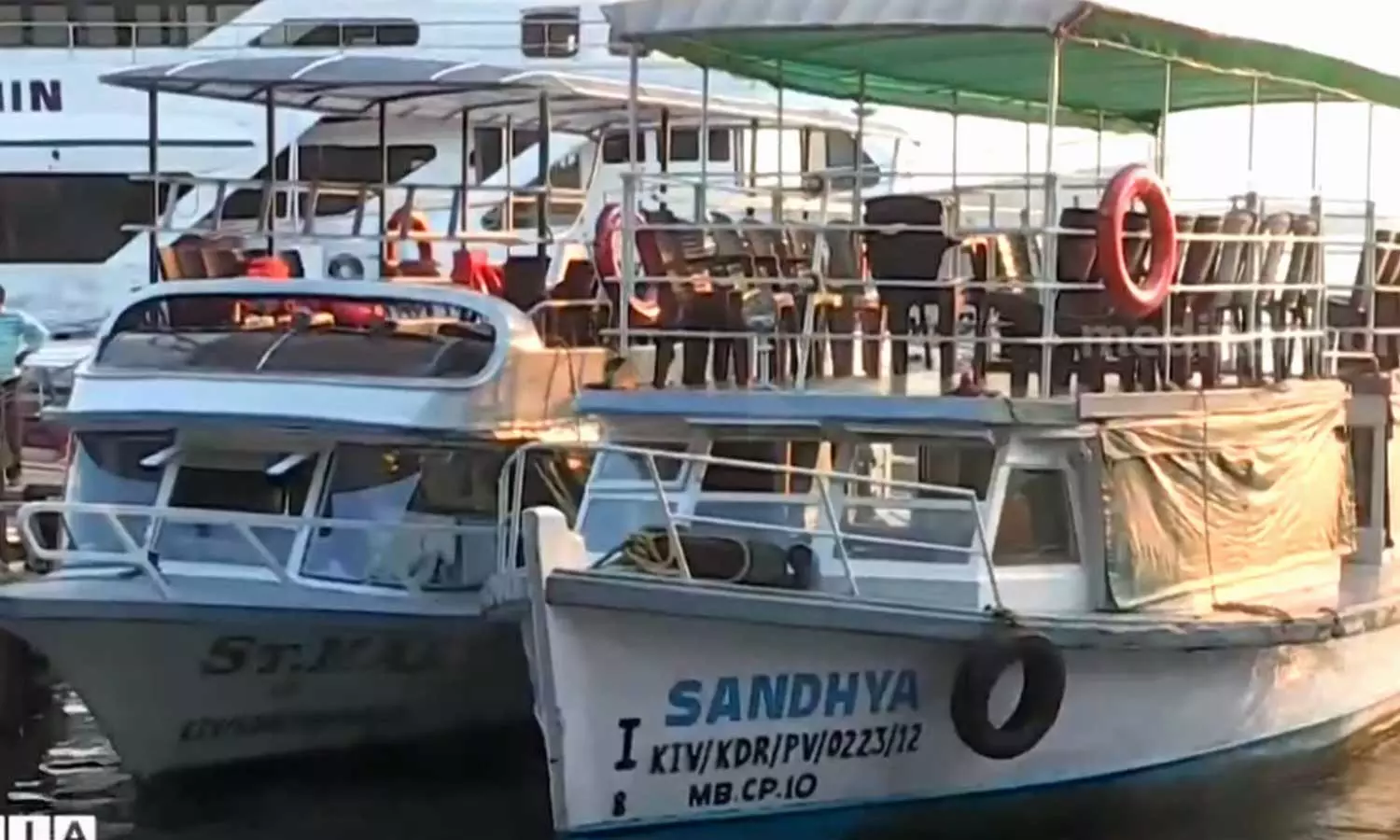 tourist Boats,Boats carrying people illegally in Kochi: Police to submit report todayകൊച്ചിയിൽ അനധികൃതമായി ആളെ കയറ്റി ബോട്ടുകൾ: പൊലീസ് ഇന്ന് റിപ്പോർട്ട് സമർപ്പിക്കും