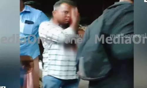 train attack shoranur