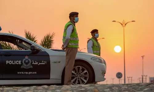 Online fraud by offering jobs, Warning by Royal Oman Police Online fraud by offering jobs, Warning by Royal Oman Police