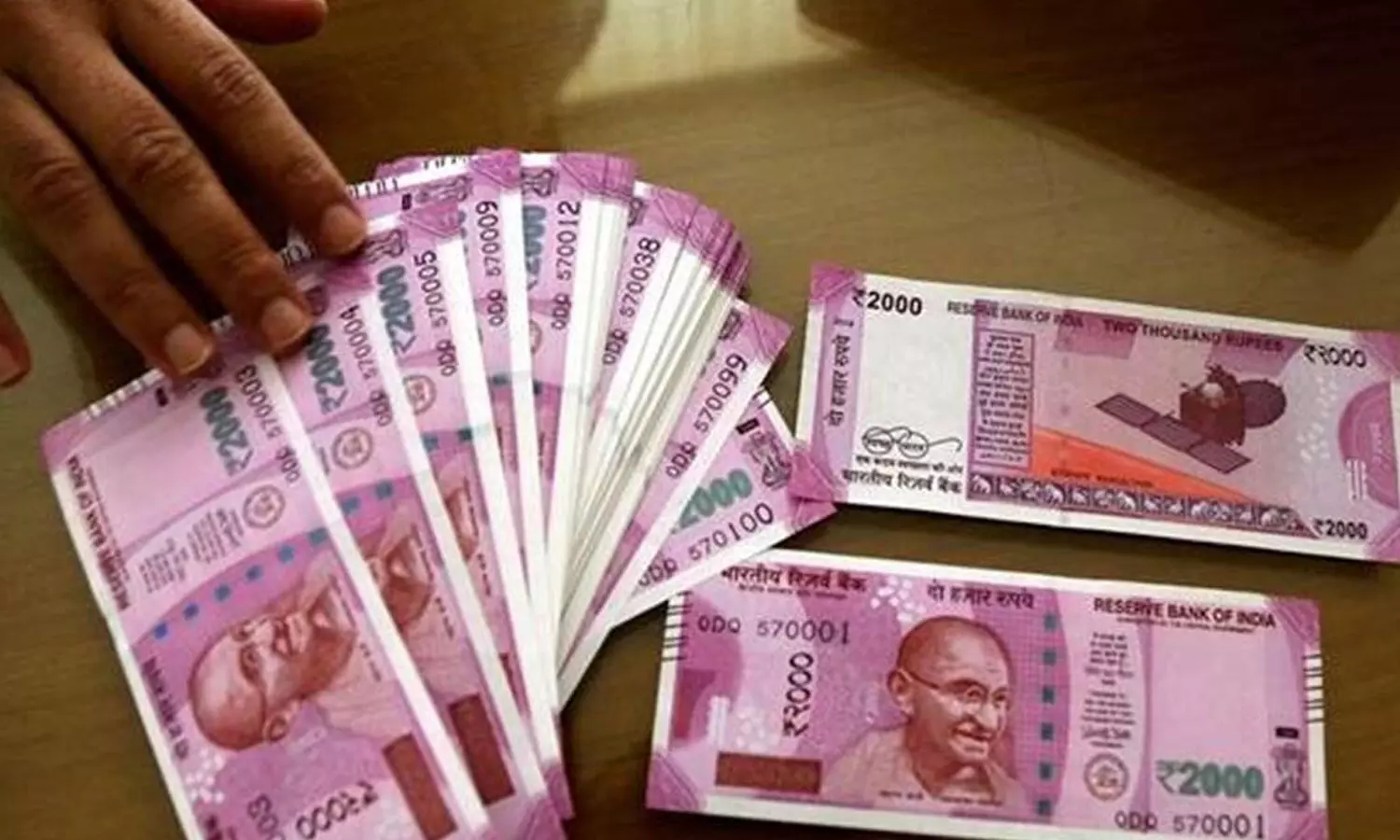 BAWCO bans Rs 2000 notes BAWCO bans Rs 2000 notes