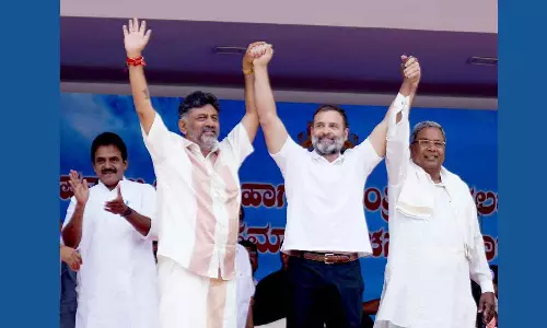 Karnataka Cabinet decides to implement 5 guarantees of Congress