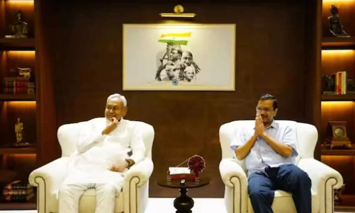 Nitish kumar meeting with Kejriwal Nitish kumar meeting with Kejriwal