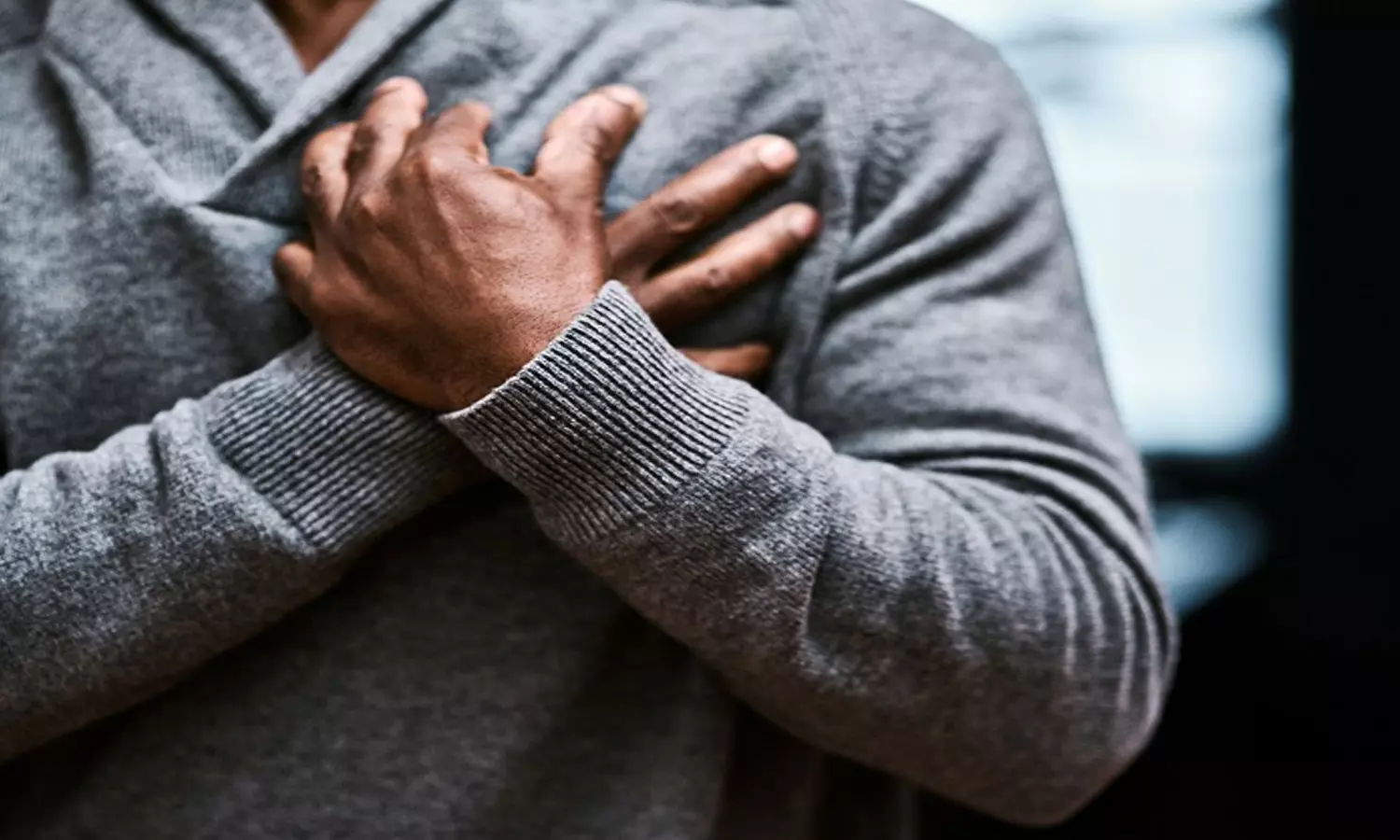 Class X student dies of cardiac arrest in Hyderabad on birthday,latest national news, student dies of cardiac arrest ,പിറന്നാൾ ദിനത്തിൽ പതിനാറുകാരൻ ഹൃദയാഘാതം മൂലം മരിച്ചു; കേക്ക് മുറിച്ച് യാത്രയാക്കി കുടുംബം