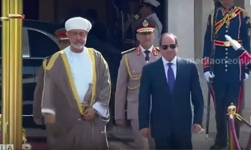 Oman Sultans visit to Egypt begins