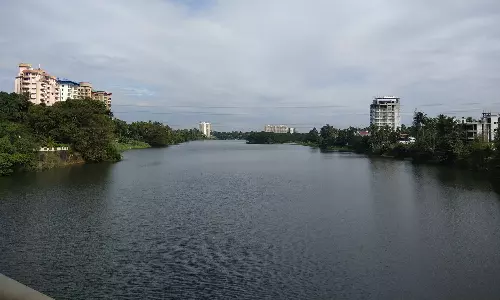 student drowned while bathing in Aluva river