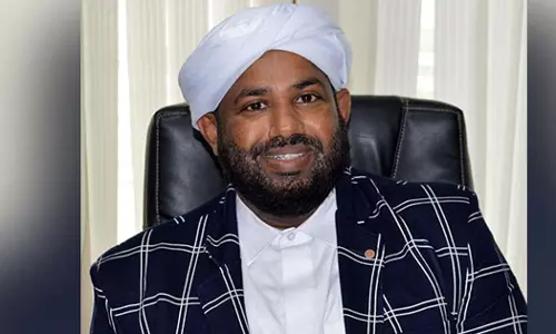 Karnataka Waqf Board president Shafi Saadis nomination paper has been canceled by the Siddaramaiah government