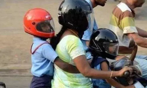Traveling with children on two-wheelers