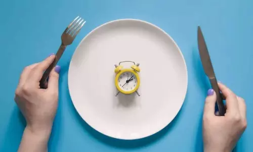 ഡയറ്റിന്റെ പേരിൽ പട്ടിണി കിടക്കാറുണ്ടോ?  ചെറുതല്ല പ്രത്യാഘാതങ്ങൾ