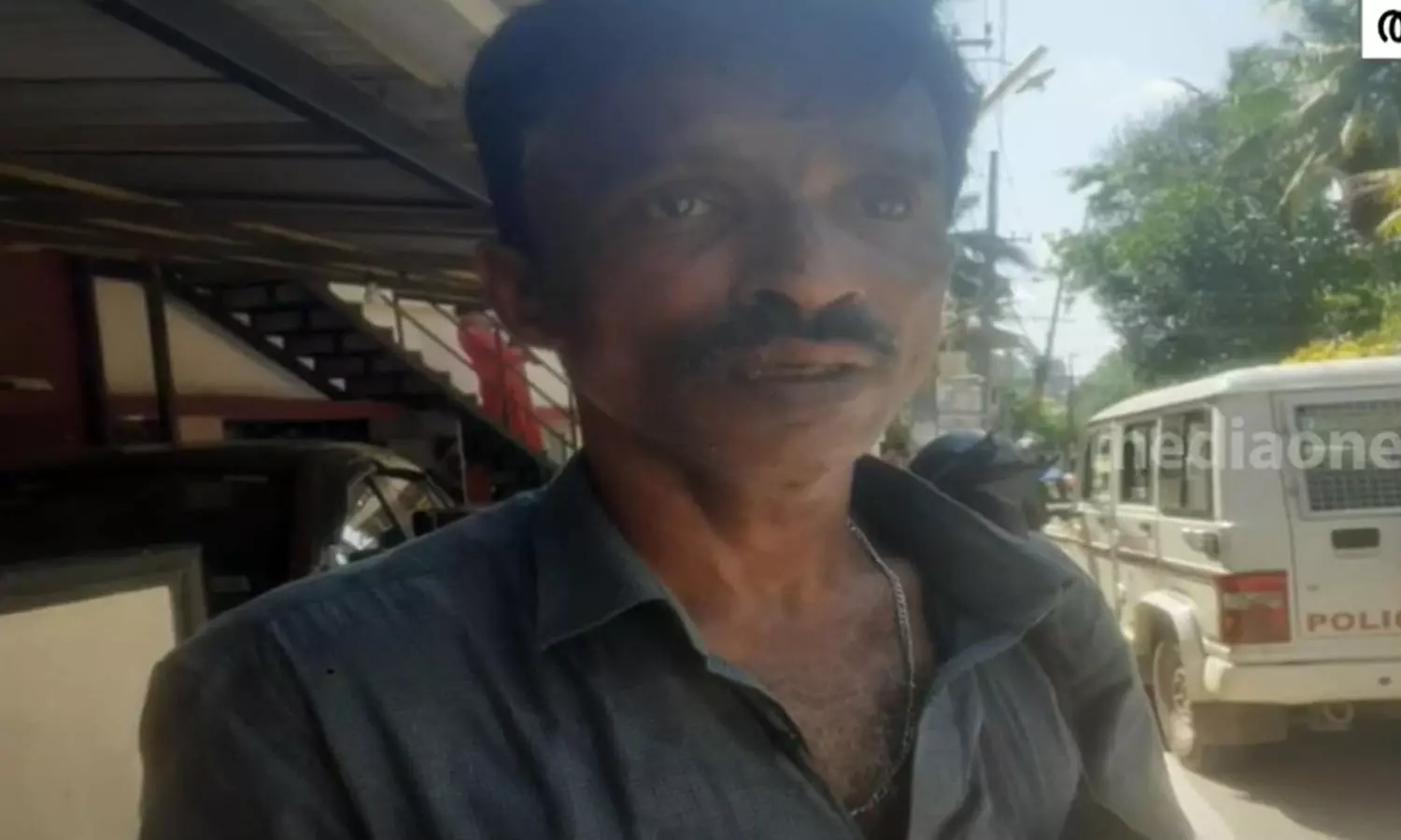 തിരുവനന്തപുരത്ത് പട്ടാപ്പകൽ അറുപത്തെട്ടുകാരിക്ക് നേരെ നടുറോഡിൽ വെച്ച് ലൈംഗീകാതിക്രമം; പ്രതി പിടിയിൽ തിരുവനന്തപുരത്ത് പട്ടാപ്പകൽ അറുപത്തെട്ടുകാരിക്ക് നേരെ നടുറോഡിൽ വെച്ച് ലൈംഗീകാതിക്രമം; പ്രതി പിടിയിൽ