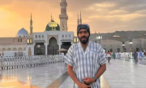 Shihab Chottur, who traveled from Malappuram on foot to perform Hajj, reached Madinah, Shihab Chottur-barefoot Hajj travel  reached Madinah, Shihab Chottur reached Madinah, Shihab Chottur Hajj travel, Shihab Chottur at Madinah