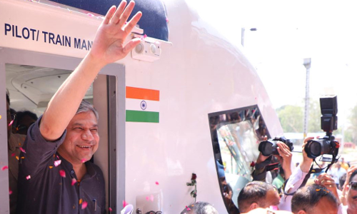 Vande Metro, Vande Sleeper... three types of Vande Bharat by next year: Railway Minister