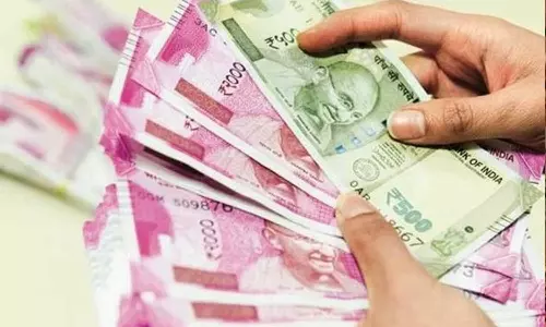 17 രൂപ ബാലൻസുണ്ടായിരുന്ന അക്കൗണ്ടിൽ ഒറ്റ രാത്രികൊണ്ട്  100 കോടി; കോടീശ്വരനായ ഞെട്ടലിൽ കര്‍ഷകന്‍- പിന്നീട് നടന്നത്