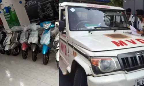 MVD raid in electric scooter showrooms in Kochi, Kerala motor vehicle department, electric vehicles, electric scooters, tampering in electric scooters