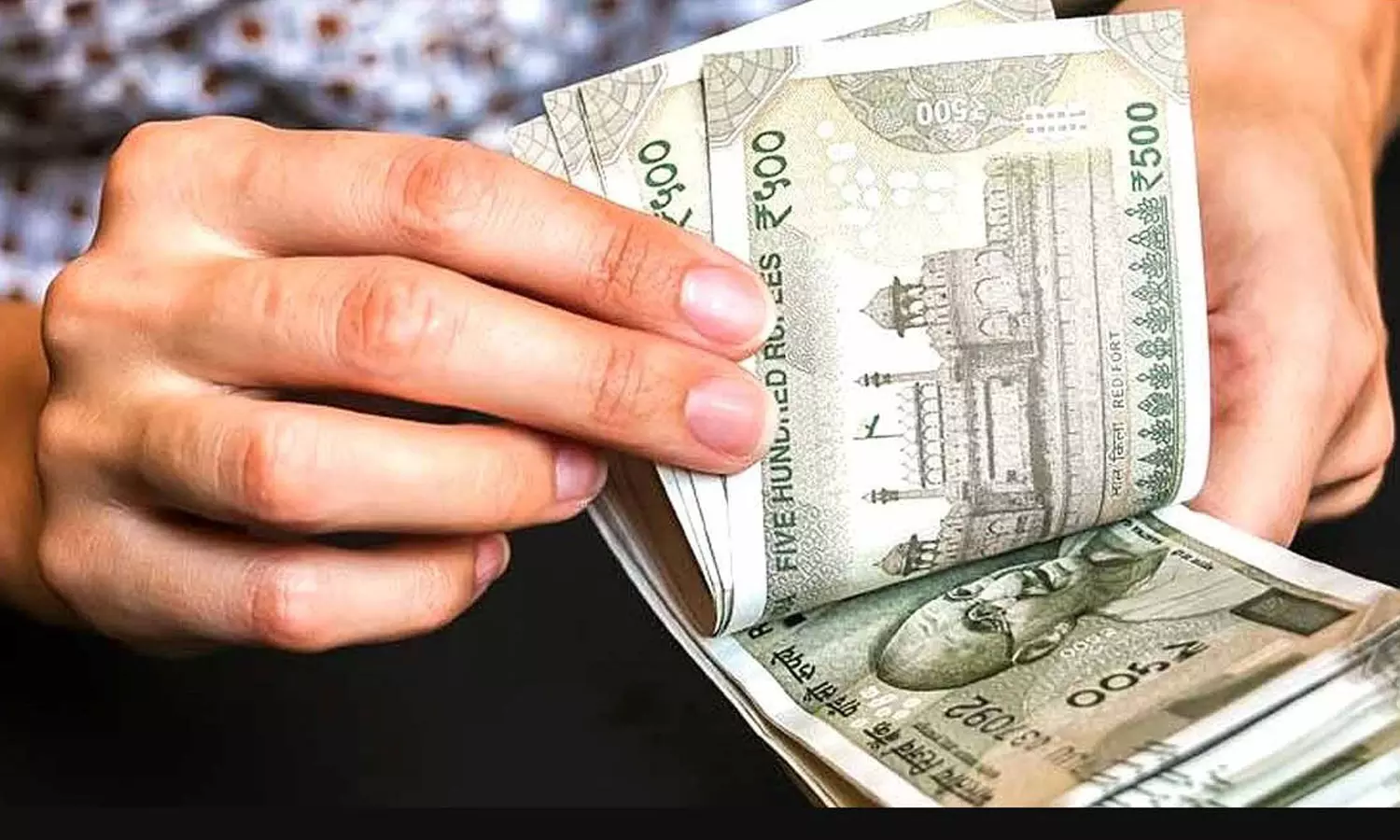 സംസ്ഥാനത്തിന് എടുക്കാവുന്ന വായ്പാ പരിധി  വീണ്ടും വെട്ടിക്കുറച്ച് കേന്ദ്രം