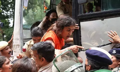 Vinesh Phogat arrest, wrestlers protest, new parliament inauguration, wrestlers mahila mahapanchayat