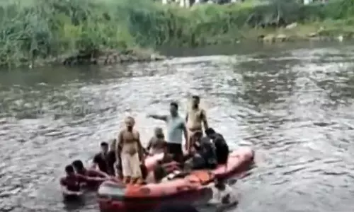 ഫുട്‌ബോൾ മത്സരം കഴിഞ്ഞ് കുളിക്കാനിറങ്ങിയ കുട്ടികൾ അച്ചൻകോവിലാറ്റിൽ മുങ്ങിമരിച്ചു