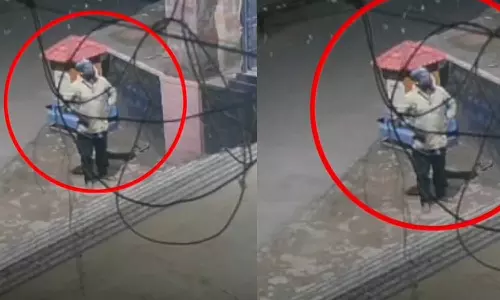 ക്ഷേത്ര ഭണ്ഡാരത്തില്‍ കാണിക്ക സമര്‍പ്പിച്ച്  ഭഗവാനെ തൊഴുത് മോഷണം; ഭണ്ഡാരം കുത്തിപ്പൊളിച്ച് കള്ളൻ മുങ്ങി