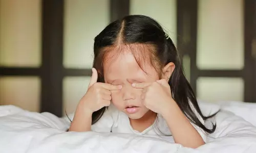 നിങ്ങളുടെ കുട്ടികള്‍ വരണ്ട കണ്ണുകള്‍ മൂലം ബുദ്ധിമുട്ടനുഭവിക്കുന്നുണ്ടോ? കാരണവും പരിഹാരങ്ങളുമിതാ..