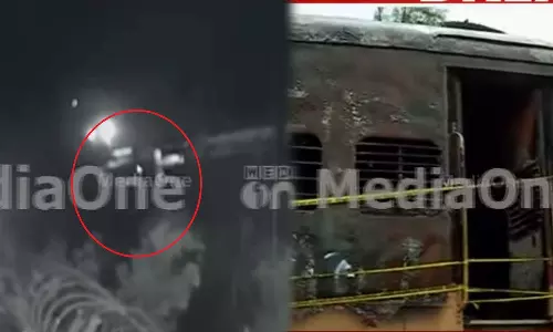 Kannur train fire; CCTV footage becomes crucial,breaking news malayalam,ബ്രേക്കിങ് ന്യൂസ് മലയാളം,Kannur train fire latest news,കണ്ണൂർ ട്രെയിൻ തീപിടിത്തം; സി.സി.ടി.വി ദൃശ്യം നിർണായകമാകുന്നു