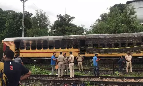 Kannur train fire