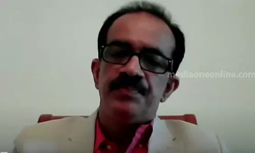 ഇത്തരം പരിപാടിക്ക് അമേരിക്കയിൽ പണപ്പിരിവ് അത്യാവശ്യമാണ്;  പണപ്പിരിവ് സ്ഥിരീകരിച്ച് ലോകകേരള സഭാംഗം റോയ് മുളയ്ക്കൽ