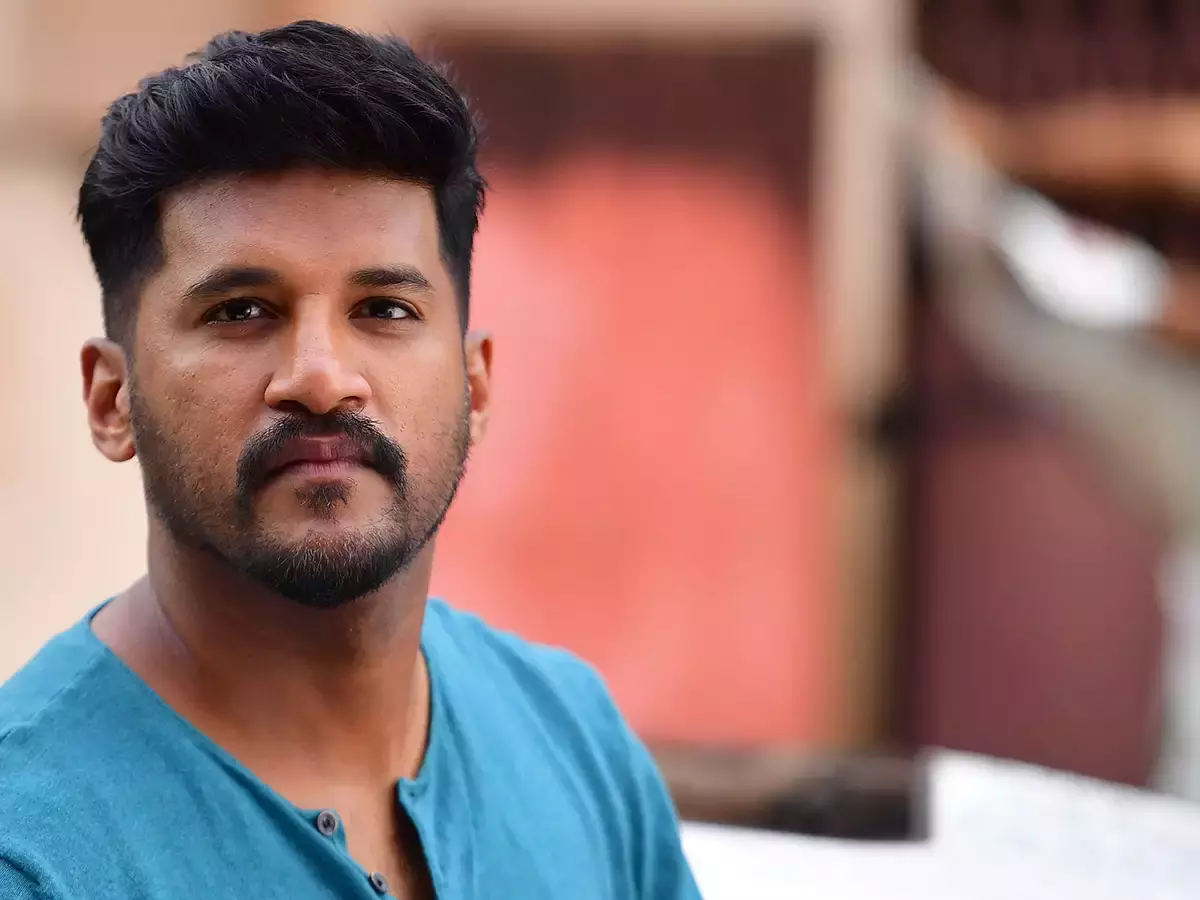 vijay yesudas