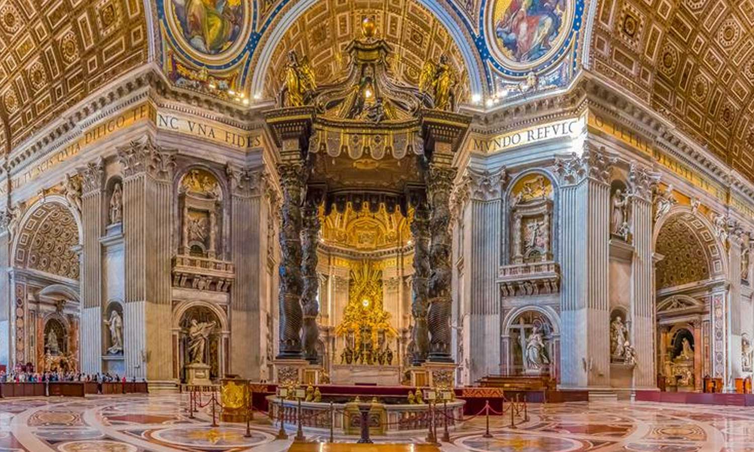 Man strips naked on the main altar of St Peter’s Basilica in Vatican City, protest over Ukraine war, Man strips naked on Vatican church altar in protest over Ukraine war, Vatican church, Ukraine war Man strips naked on the main altar of St Peter’s Basilica in Vatican City, protest over Ukraine war, Man strips naked on Vatican church altar in protest over Ukraine war, Vatican church, Ukraine war