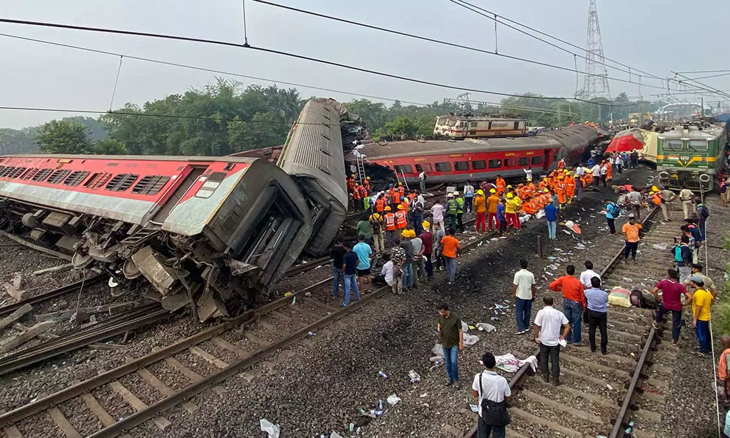 Air Force to send MiG-17 helicopters to Odisha train tragedy rescue, PM Narendra Modi to Odisha train tragedy, Odisha train tragedy, Odisha train accident, Odisha Coromandel Express Accident Air Force to send MiG-17 helicopters to Odisha train tragedy rescue, PM Narendra Modi to Odisha train tragedy, Odisha train tragedy, Odisha train accident, Odisha Coromandel Express Accident